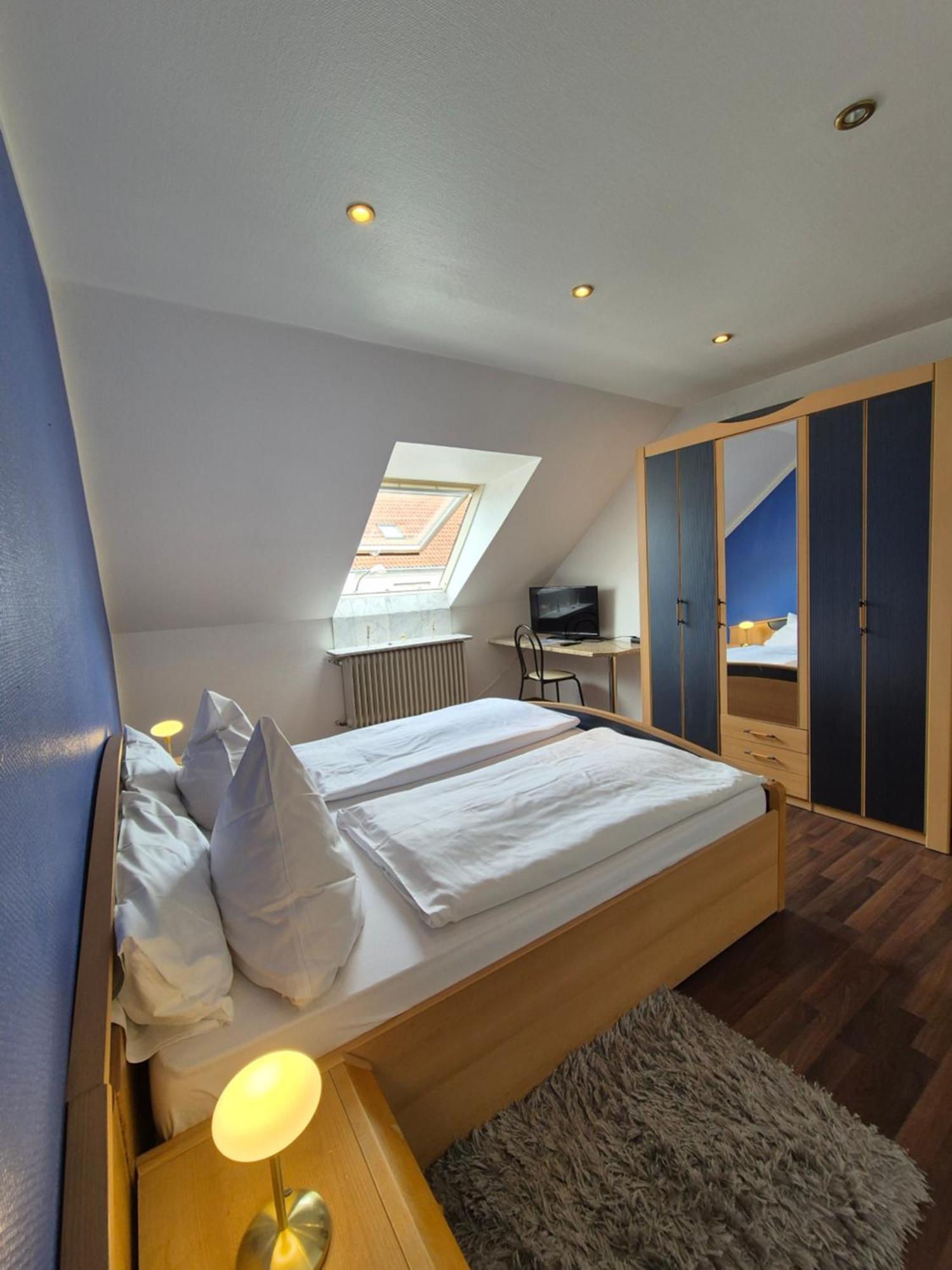 Hotel Am Schenkelberg Saarbrücken Zewnętrze zdjęcie