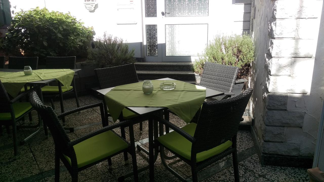 Hotel Am Schenkelberg Saarbrücken Zewnętrze zdjęcie
